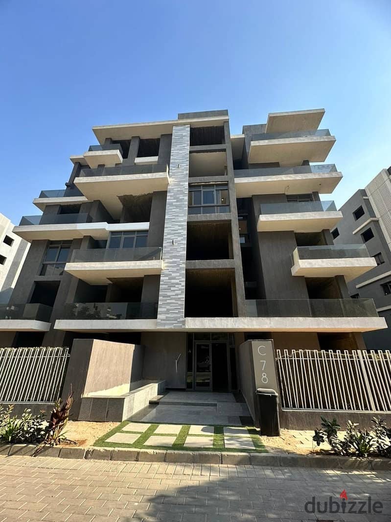 Penthouse for sale in october sun capital by 890,000 , by 6 years installments 4