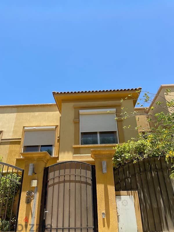 Townhouse Villa - La Terra compound - فيلا للبيع التجمع الخامس 0