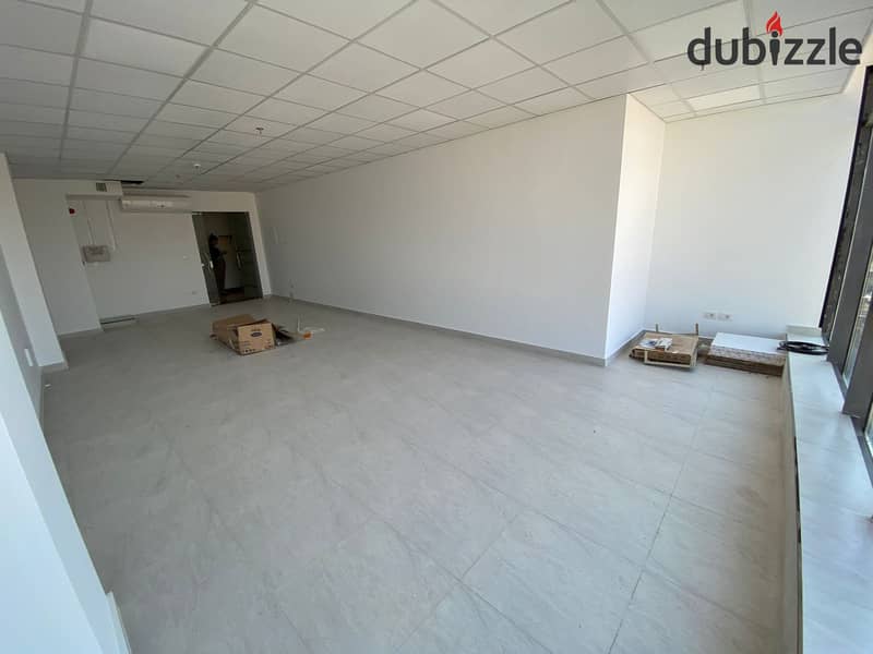 مكتب للايجار في ذا جيت قلب الشيخ زايد office for rent in the gate in the heart of el sheikh zayed 3