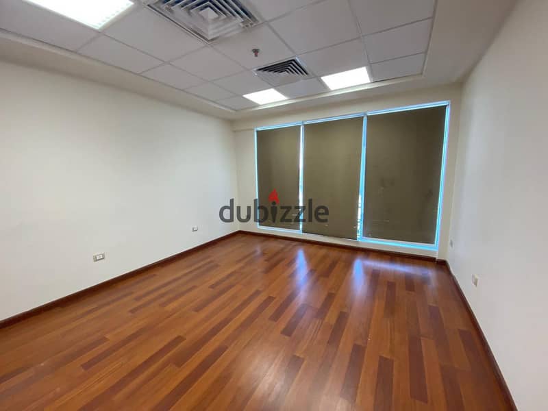 مكتب للايجار في بيفرلي هيلز الشيخ زايد  office for rent in sodic Beverly Hills el sheikh zayed 3