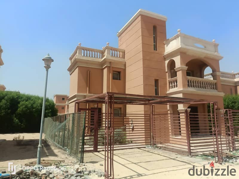 Villa for sale 170m in elsherouk city compound stella 6