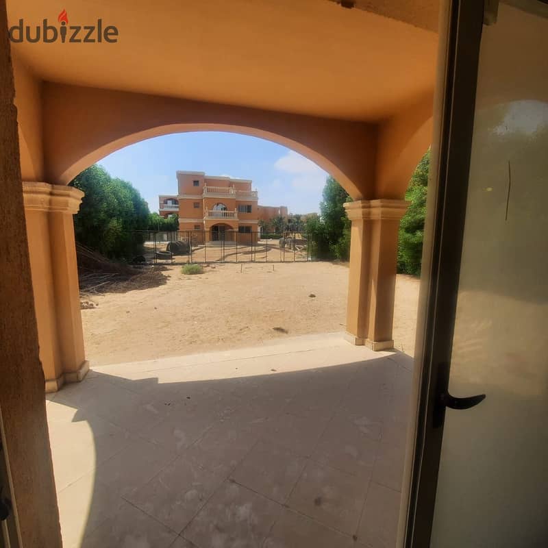 Villa for sale 170m in elsherouk city compound stella 9