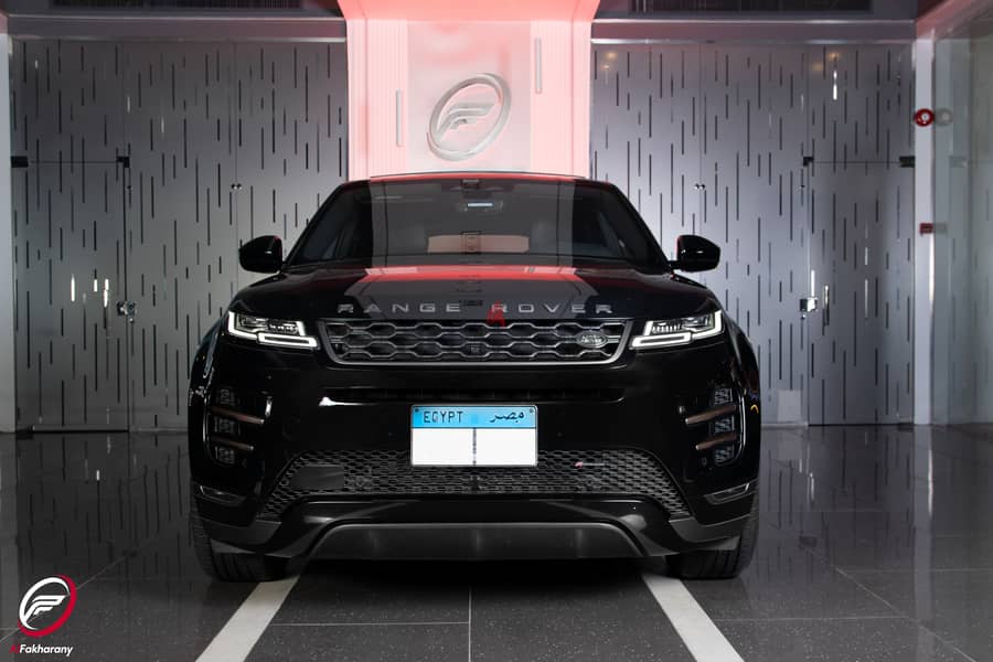 Land Rover Evoque 2023 1