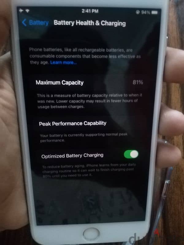 ايفون 8 بلس مساحه 64 متفتحش حاله زيرو للتواصل واتس أو فون 01061853641 1