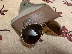 نظارة ray ban اصلي لم تستخدم 0