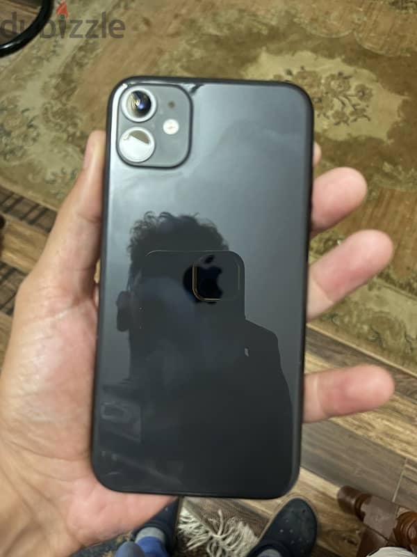 iphone 11 بحالة الجديد 3