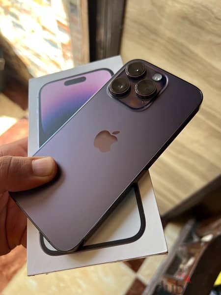 2iphone 14pro128g black and purple ||ايفون ١٤برو١٢٨جيجا 3