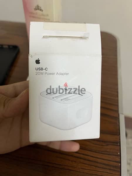 Apple adapter 20W 1