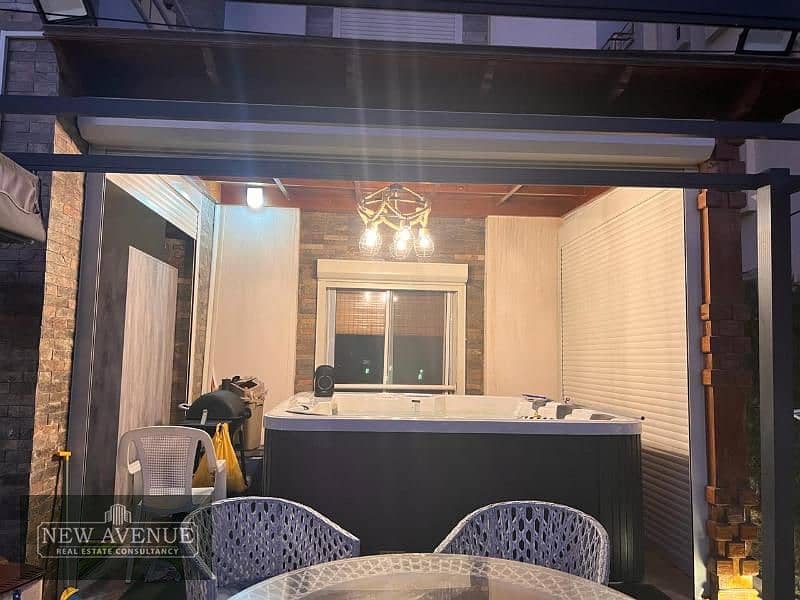 Chalet with garden Fully Furnished in Amwaj 4