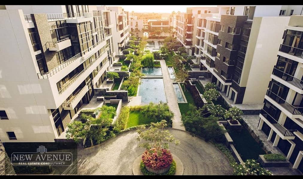 Prime location Apartment overlooking water features& Landscape in Waterway (W signature),3 Bedrooms 0