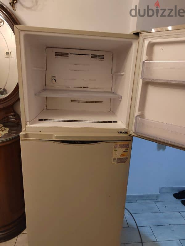 Toshiba Fridge / Very Good Condition 1