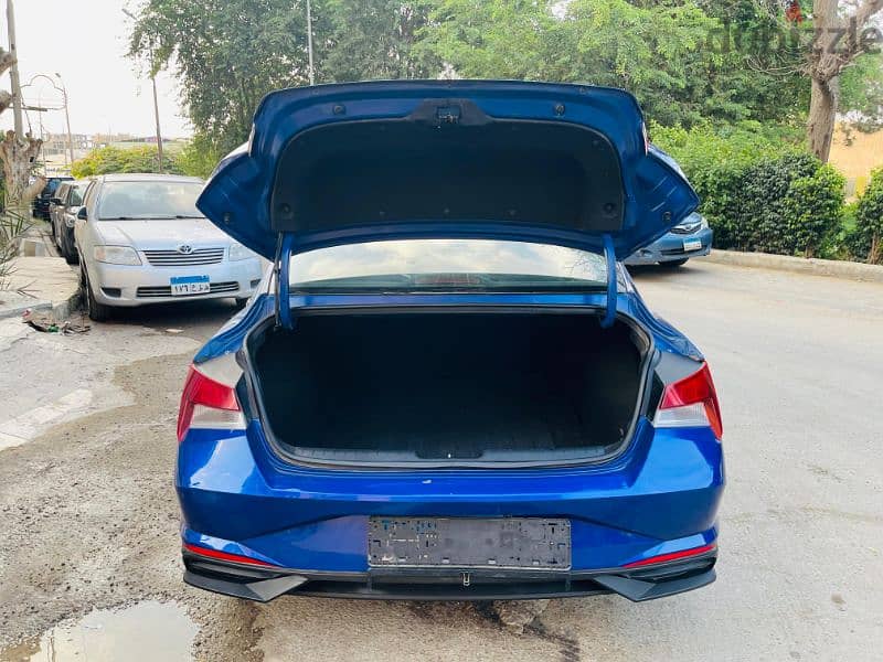 هيونداى النترا ٢٠٢١ فابريكا بالكامل -Hyundai Elantra CN7 55,000KM 6