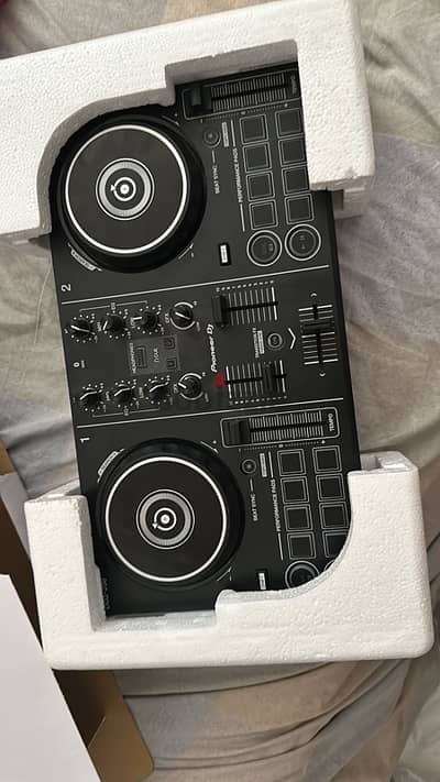 Dj-200