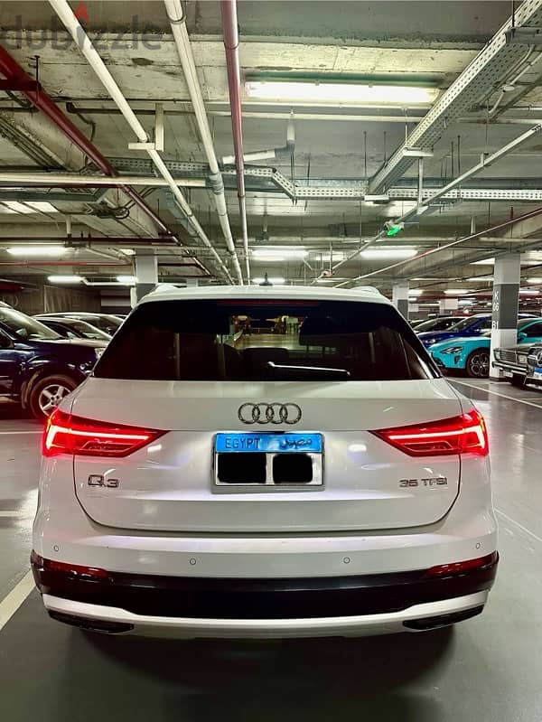 Audi Q3 2021 1