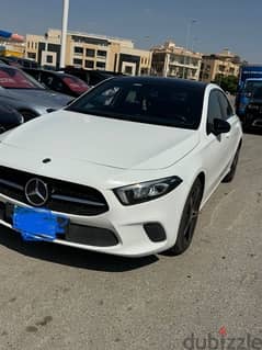 Mercedes-Benz A180 2021 night package 0