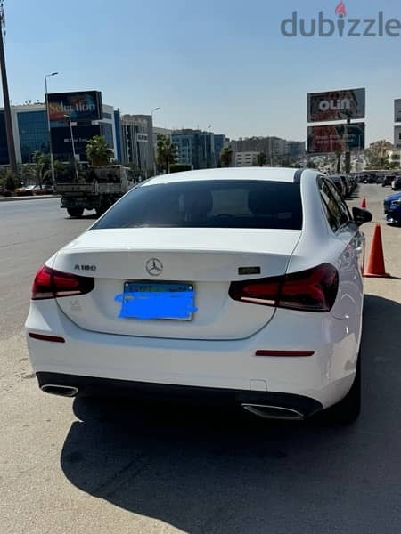 Mercedes-Benz A180 2021 night package 2