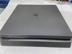 PS4 Slim 0