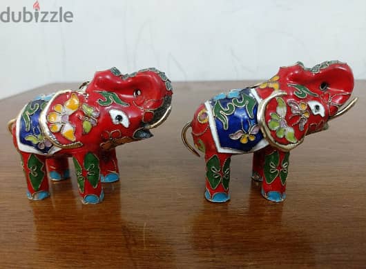 An old cloisonné elephant in good condition 1