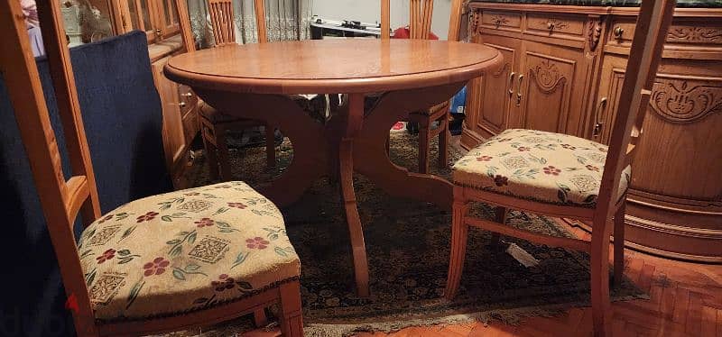 Nice deal dining circular table 2