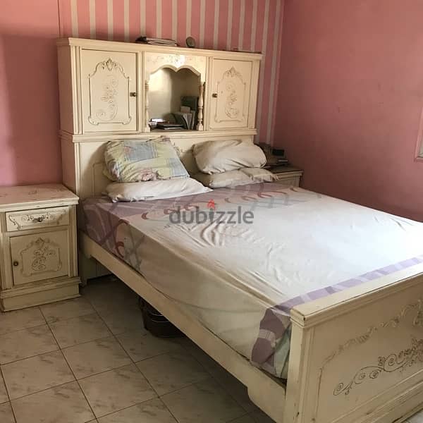 Full Bedroom Furniture in very good Condition 2