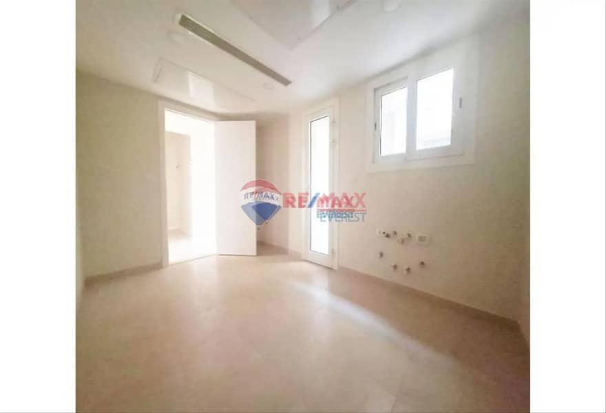 2Br Luxury apartment for rent in Pyramids Hills 9