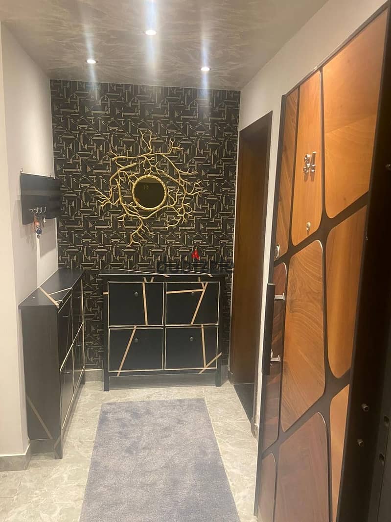 For sale in Madinaty, apartment 124 m _ B6 in Madinaty     The city center is a few steps from South Park, the mosque, and Mahmoud Al-Far  124 metres 1