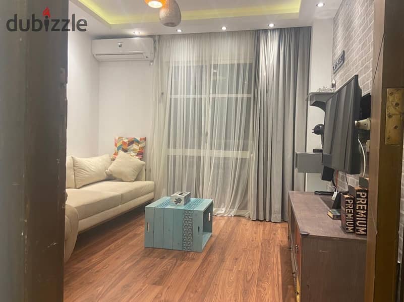 For sale in Madinaty, apartment 124 m _ B6 in Madinaty     The city center is a few steps from South Park, the mosque, and Mahmoud Al-Far  124 metres 3