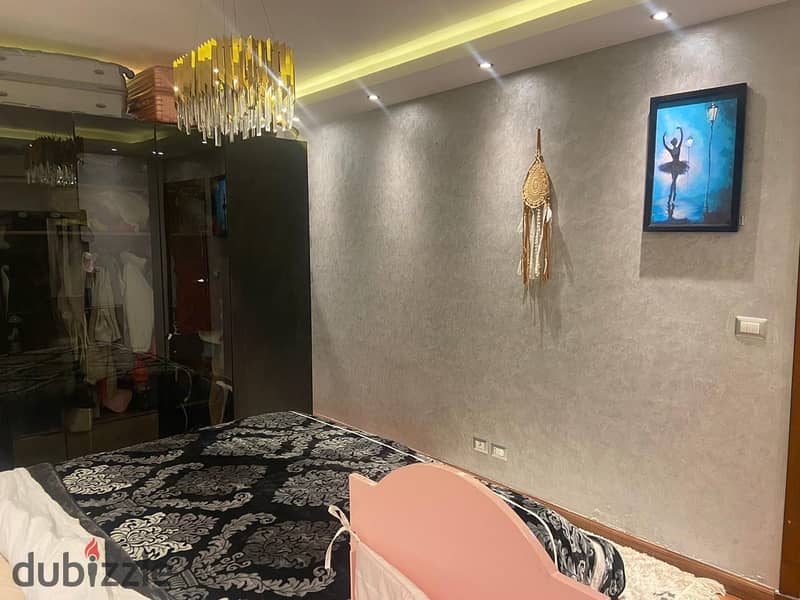 For sale in Madinaty, apartment 124 m _ B6 in Madinaty     The city center is a few steps from South Park, the mosque, and Mahmoud Al-Far  124 metres 9