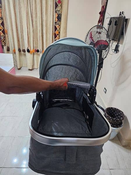 سترولى و كاريكوت stroller and carrycot ADAM'S 2