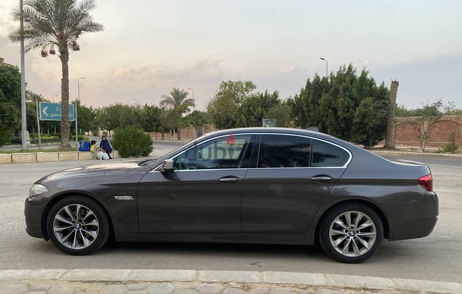 BMW 528 2016 Luxury Line 2