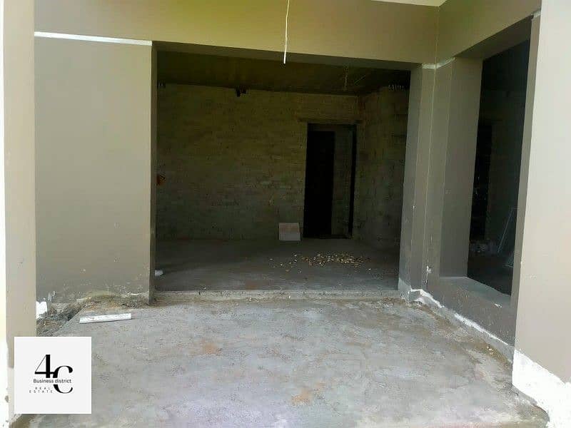 Duplex 244m With Garden 150m For Sale ready to move With Installments At The Lowest Price In Hyde Park Fifth Settlement 2