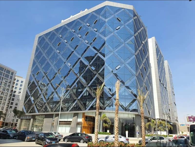 مكتب ايجار 250 فى القطاميه  office for rent 250 in Katameya 15