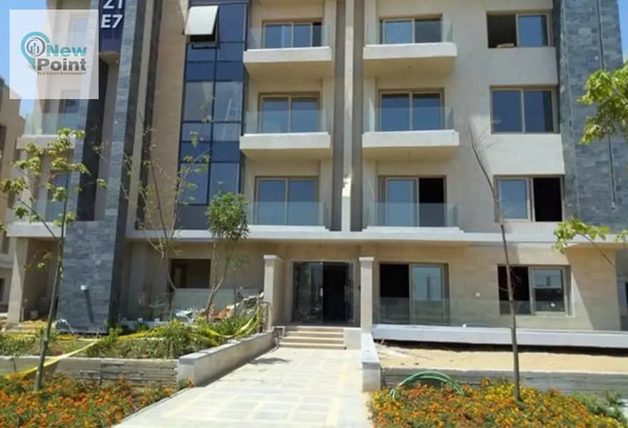 For sale, an apartment of 157 m + a garden of 51 m, fully finished + immediate delivery, next to AUC in the Fifth Settlement 1