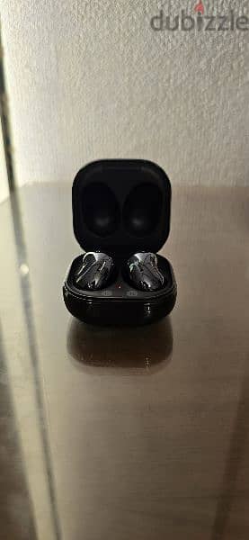 Samsung Galaxy Buds Live 5