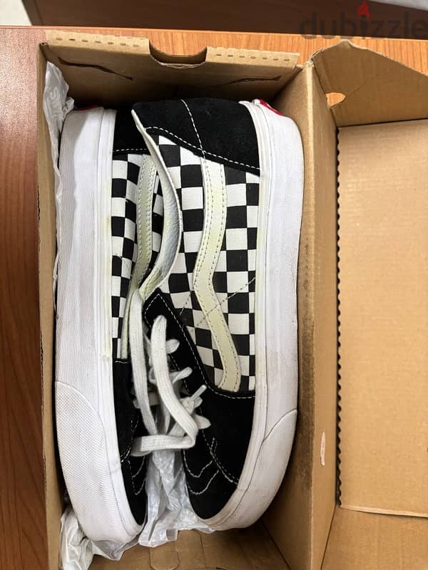 Vans Old Skool checkerboard trainers in white and black 2