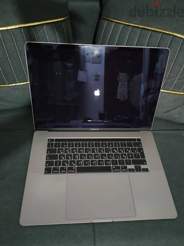 Mac book Pro 16 inch core i9 64 RaM custmioz 2019 3