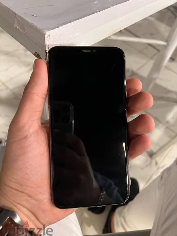 IPhone 11 Pro Max ١١ برو ماكس 2