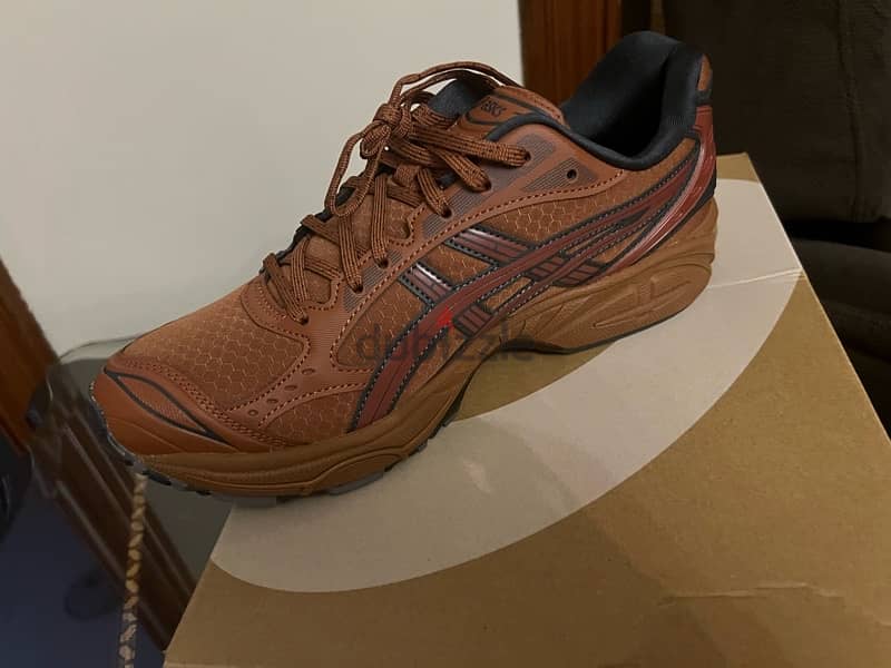 حزاء ماركه asics جديد زيرو بالعلبه اصدار ٢٠٢٤ 3