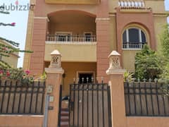 Villa for Rent  فيلا للإيجار سكني فقط بالتجمع الخامس أمام نادي الزهور