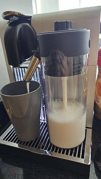 nespresso latissma pro - with free power stabilizer 2