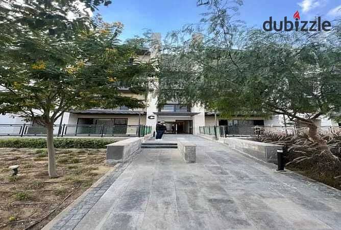 Apartment 200m, immediate receipt, with roof, for sale in Sheikh Zayed, Sodic, SIX WEST Compound 3