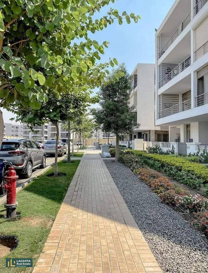 Apartment for sale in the most luxurious location in the heart of the Fifth Settlement with the longest payment period and the lowest down payment . 3