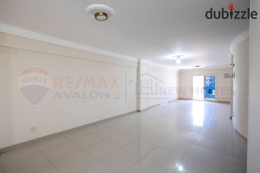 Apartment for sale 200 m Al Ibrahimeya (steps from Sporting Club) 1