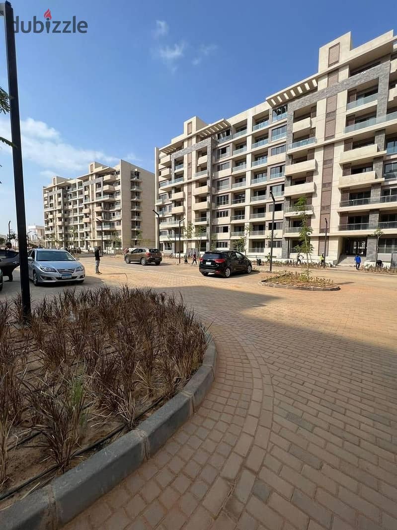 Ground floor apartment with garden, ready to move ,in an excellent residential location in the Bosco Compound, the Administrative Capital. 9