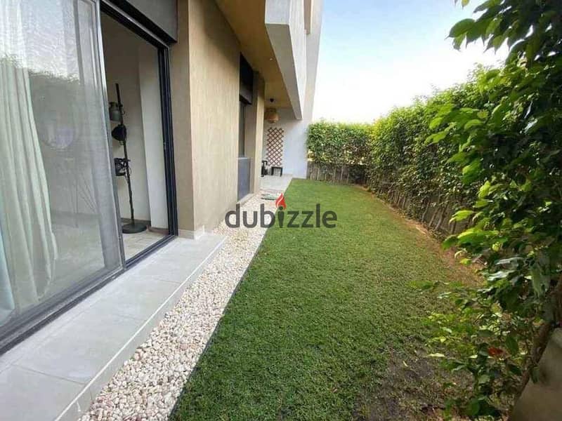 Apartment 136 sqm + 130 sqm garden in the heart of Al-Tagmouaa on the Suez Road directly. 2