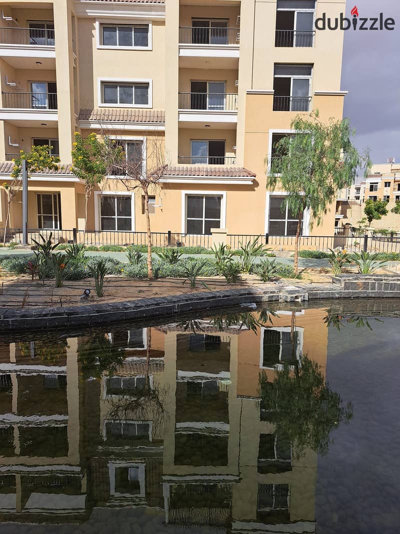 Apartment 132 m for sale with a distinctive view of the lagoon in Sarai Compound 4