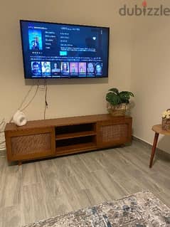 Tv unit