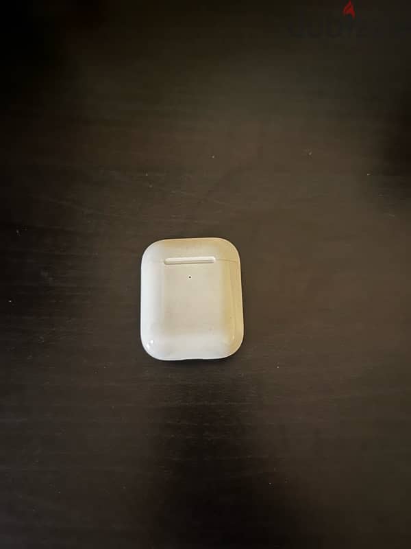 Airpods 2nd Gen With Charging Case White 1