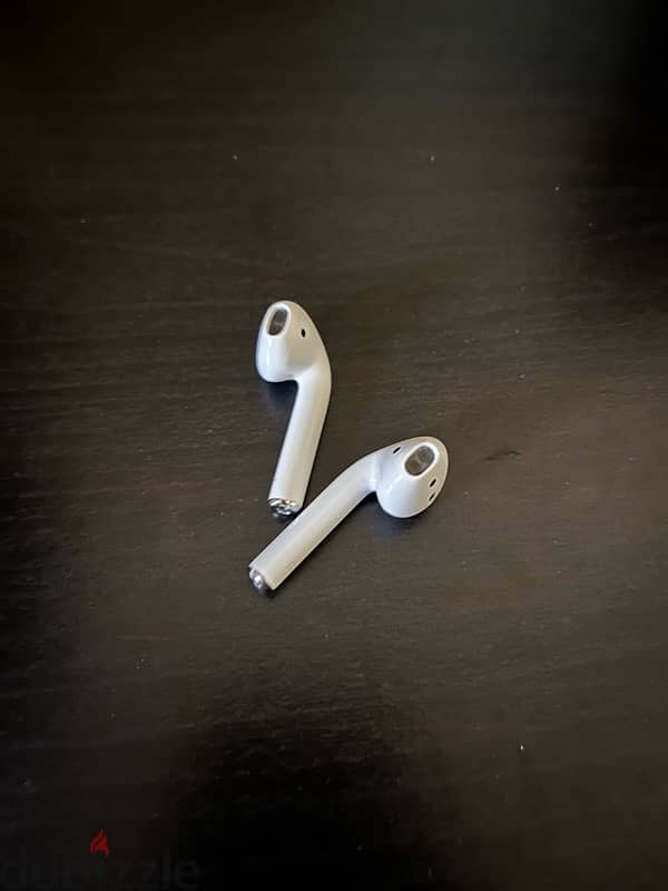 Airpods 2nd Gen With Charging Case White 2