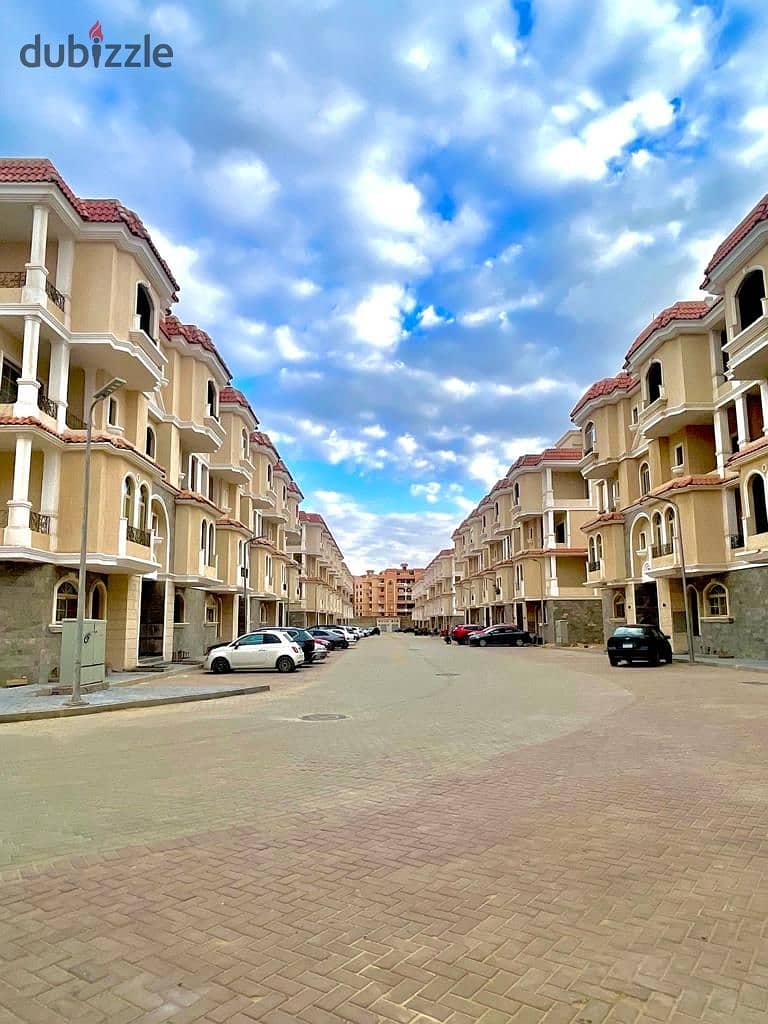 Receive immediately a duplex with a garden in installments, prime location in Sheikh Zayed in ABHA next to MountainView 8